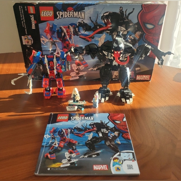 Retired LEGO Marvel Spider-Man 76115 Spider Mech vs. Venom battle - Picture 1 of 4